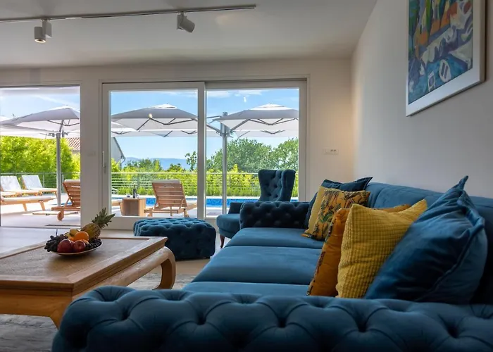 Jojo * مالينسكا